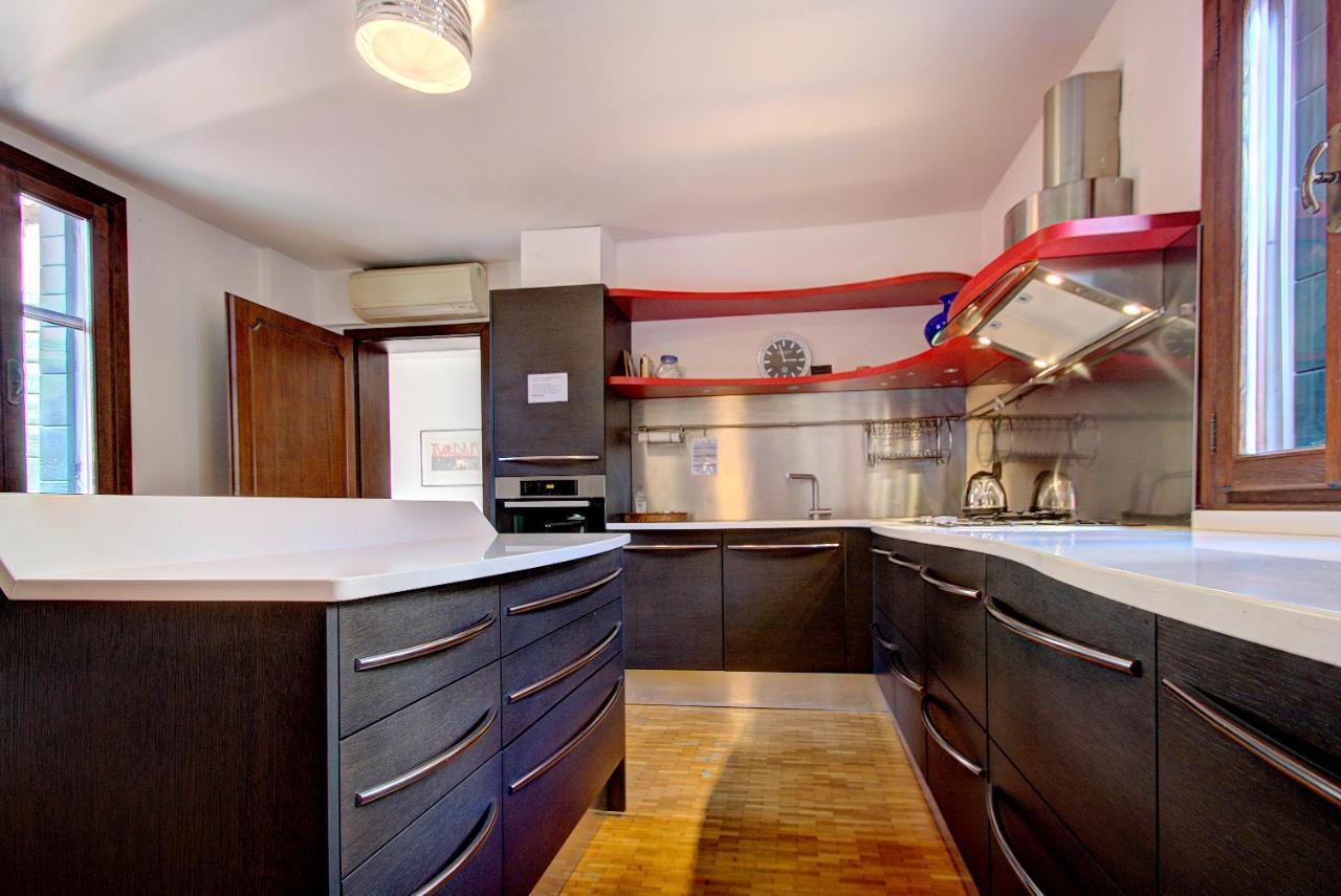 Sunny Ghetto Canalview Венеція Екстер'єр фото